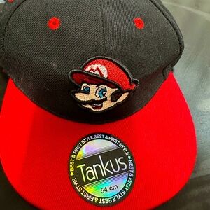 Super Mario hat